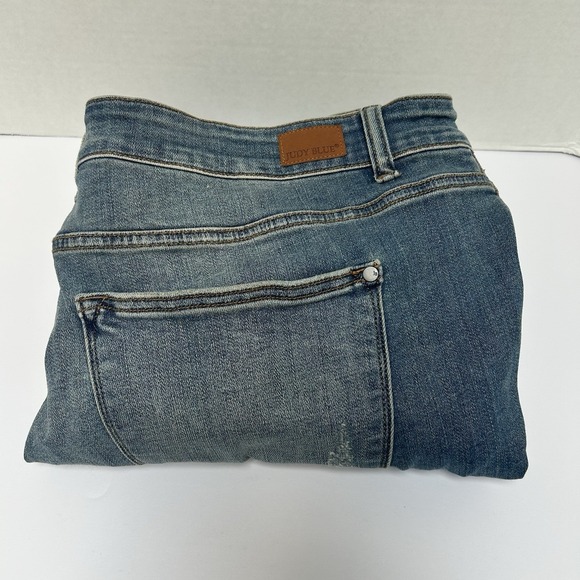 Judy Blue Straight Fit Distressed Cuffed Hi-Rise Jeans Size 24W Style #82107 - Picture 1 of 6